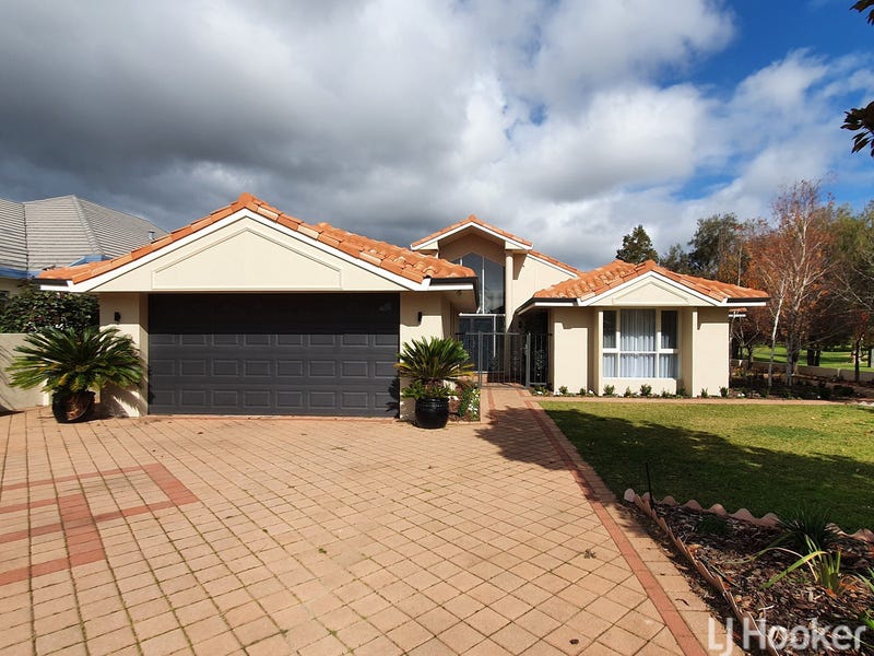 55 Turnberry Way, Pelican Point, WA 6230