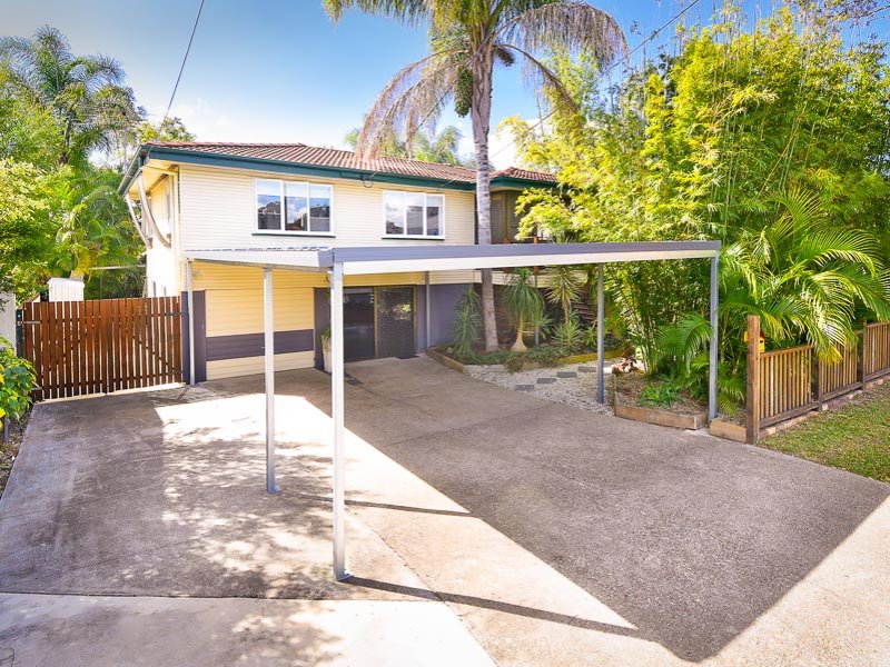 22 Cuthbert Street, Albany Creek, QLD 4035