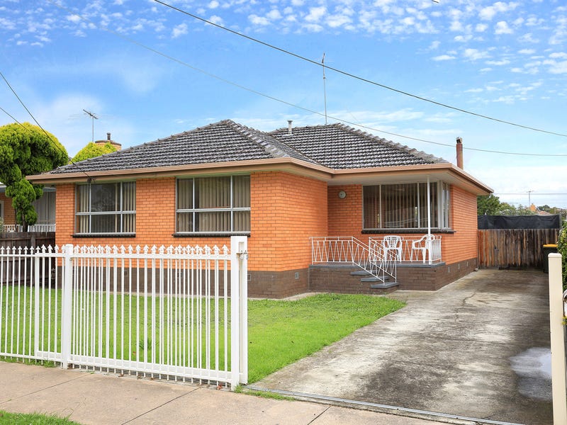 13 Mcclelland Street, Bell Park, VIC 3215