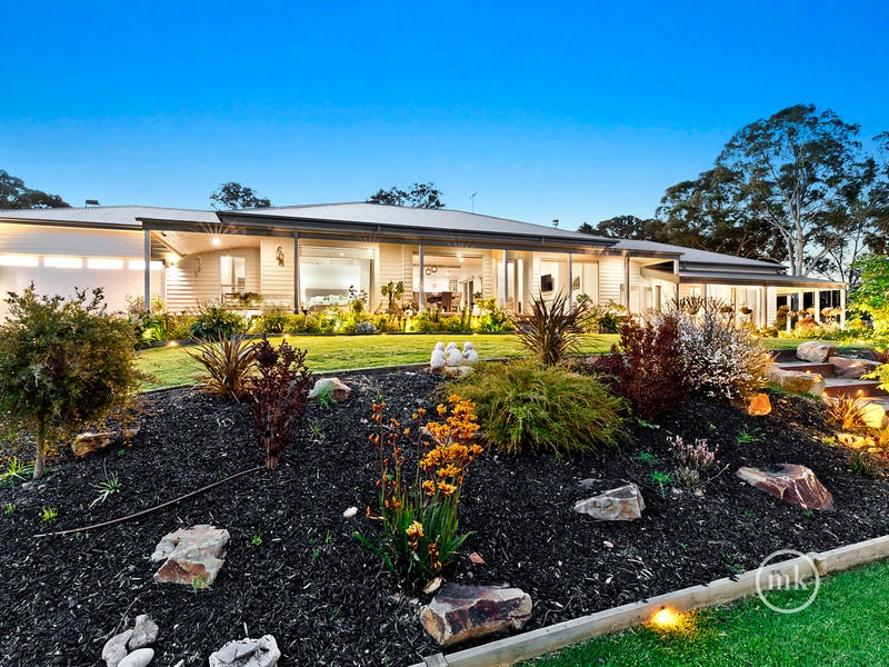 7 Hawk View, Plenty, Vic 3090 Property Details