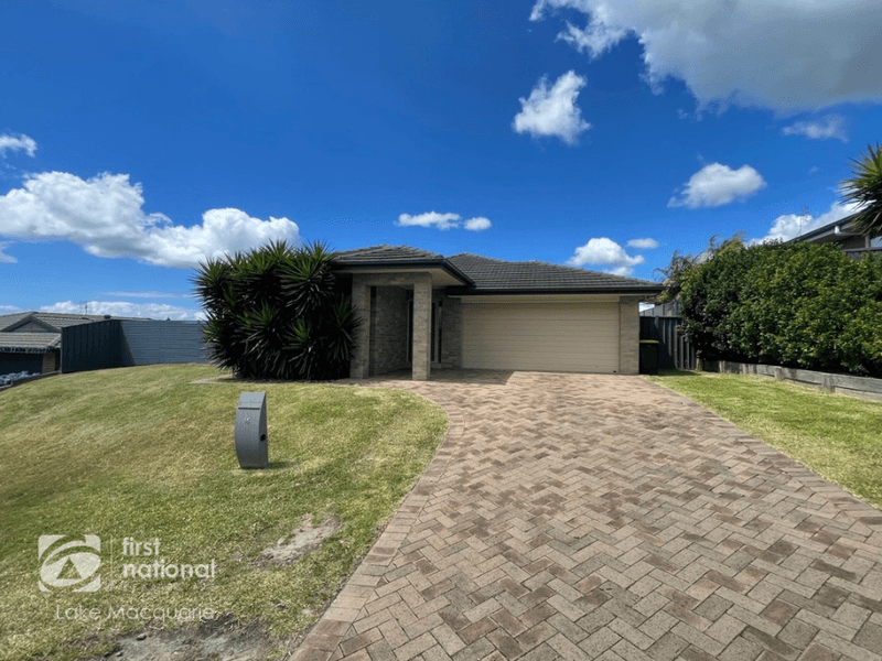 15 Graysynd Circuit, Cameron Park, NSW 2285