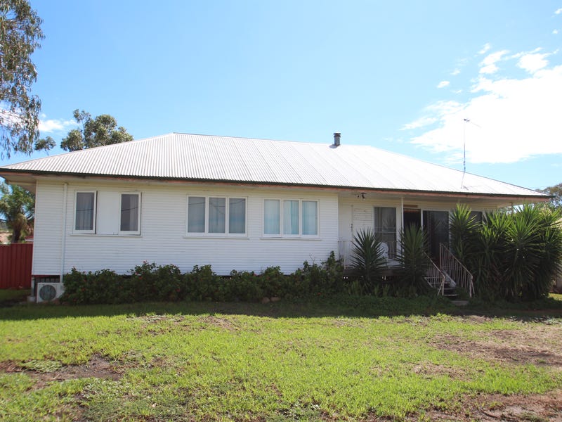 30 Gowrie Street, Kingsthorpe, Qld 4400 Property Details