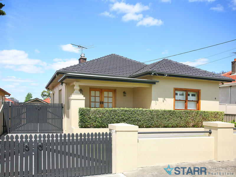8 Locksley Avenue, Merrylands, NSW 2160