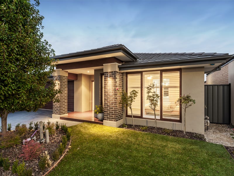 34 Viewside Crescent, Craigieburn, Vic 3064 - Property Details