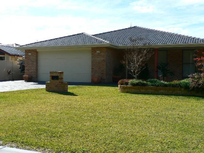 26 The Southern Parkway, Forster, NSW 2428