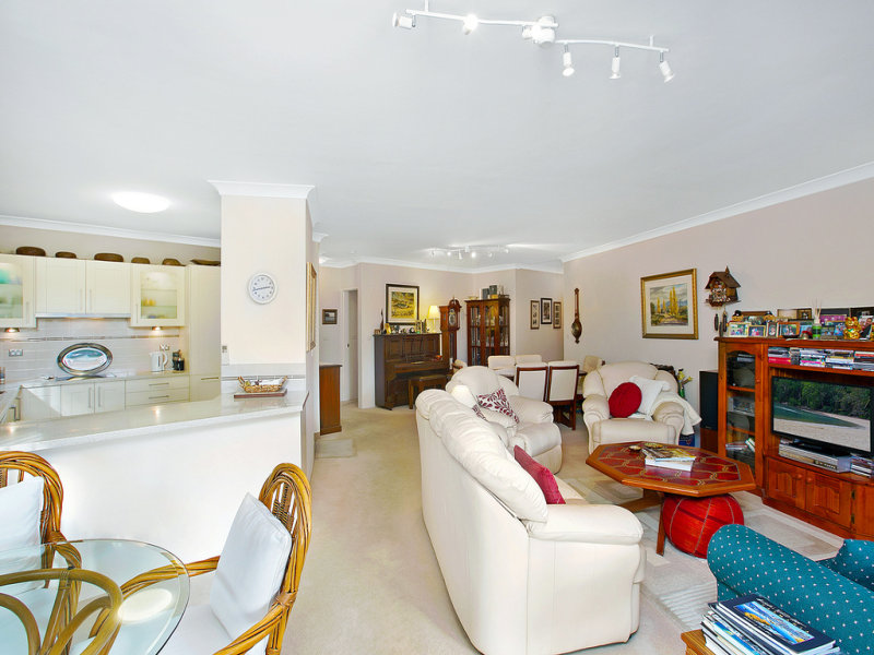 2/2A Queens Parade, Newport, NSW 2106 Property Details