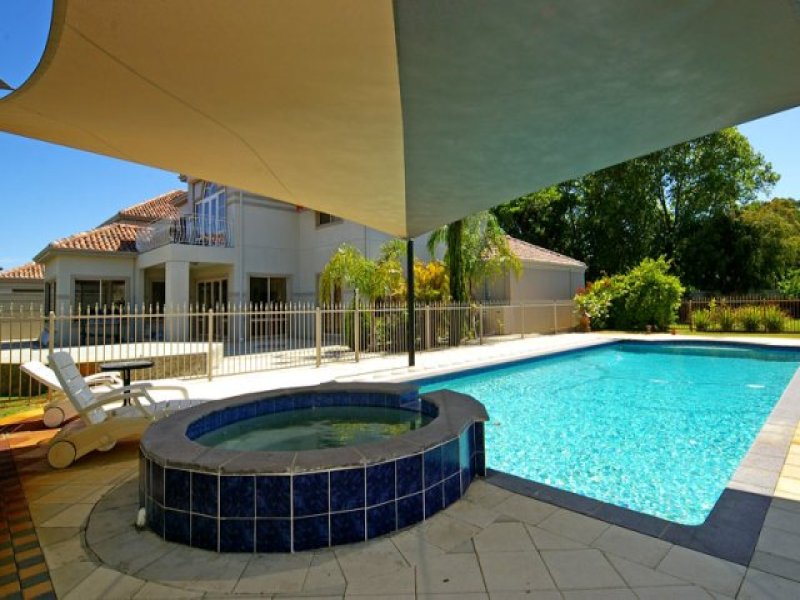 7 Omagh Grove, Waterford, WA 6152 Property Details