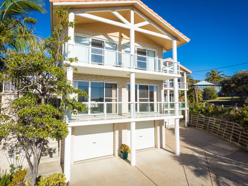 2/4 Montague Street, Narooma, NSW 2546 Property Details