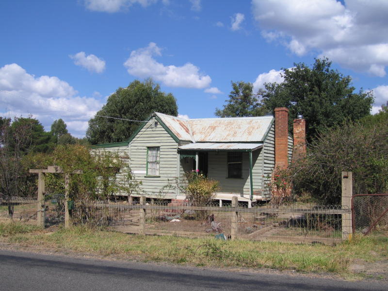 28 Allans Road, Maldon, Vic 3463 Property Details