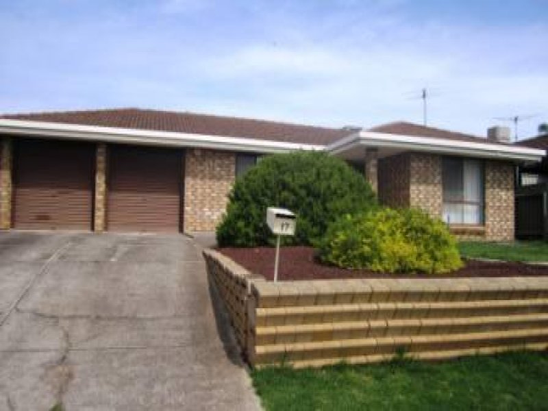 17 Karinga Avenue, Craigmore, SA 5114