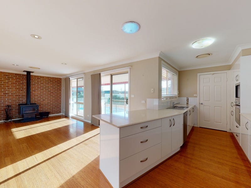 5 Adams Street, Heddon Greta, NSW 2321