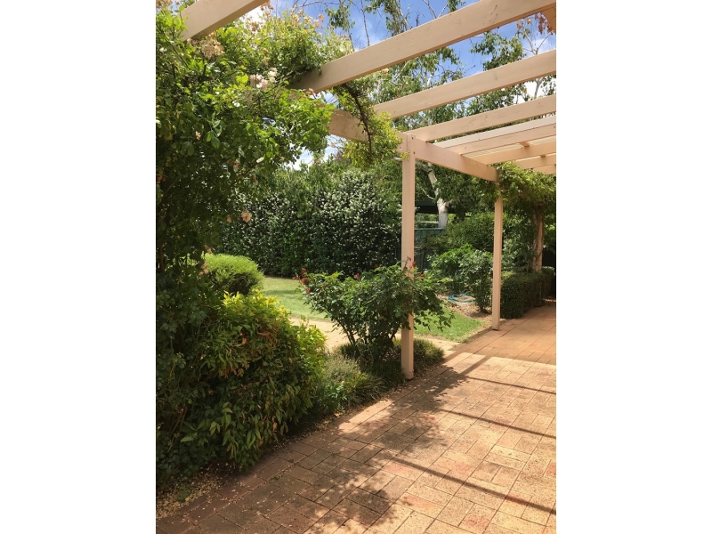 11 National Avenue, Orange, NSW 2800