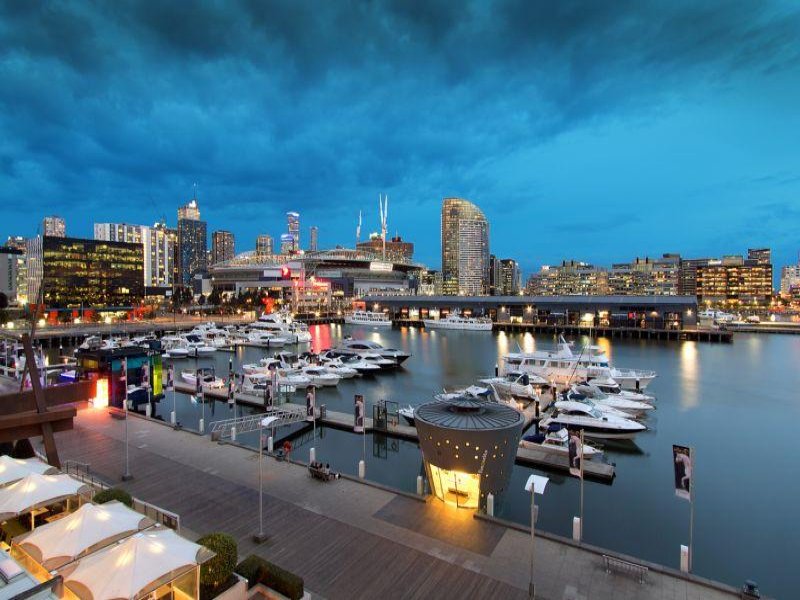 302/30 NewQuay Promenade, Docklands, Vic 3008 - Property Details