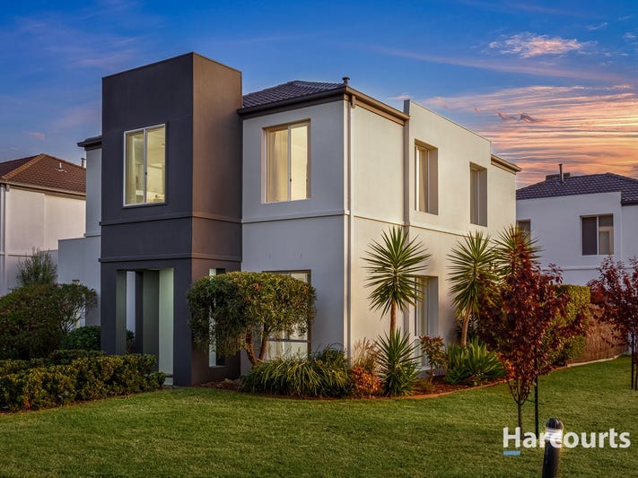 110 Sovereign Manors Crescent, Rowville, Vic 3178 Property Details