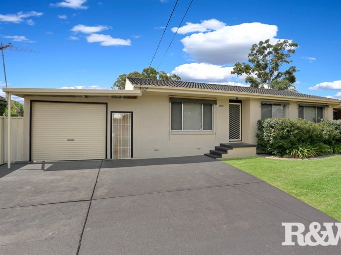 14 Macarthur Drive, St Clair, NSW 2759