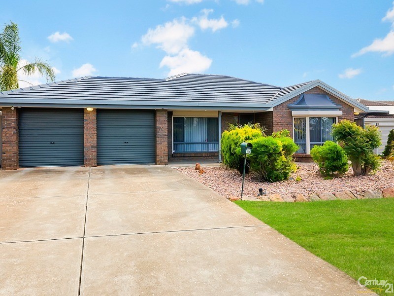17 Blackwood Drive, Craigmore, SA 5114