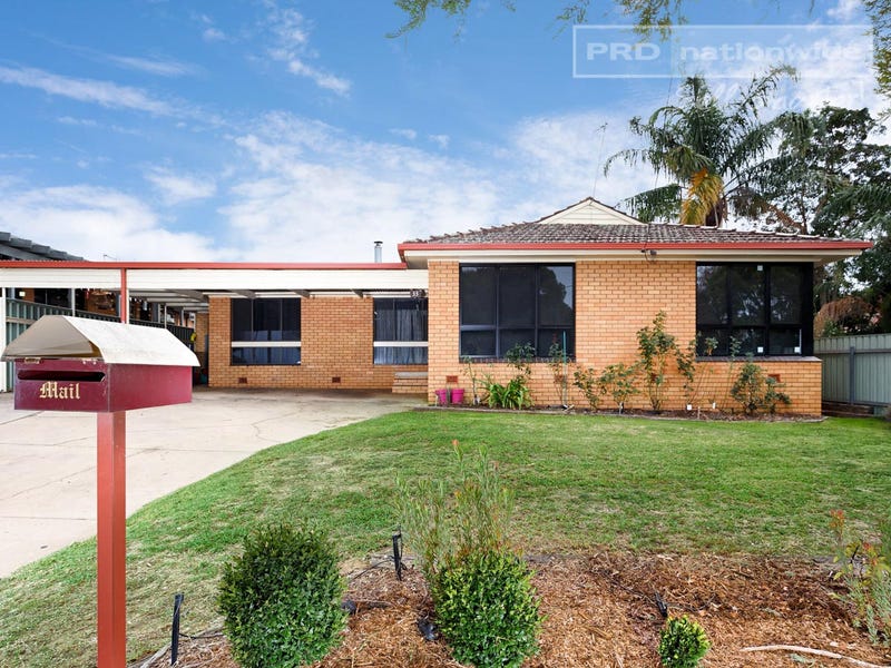 33 Red Hill Road, Kooringal, NSW 2650 Property Details