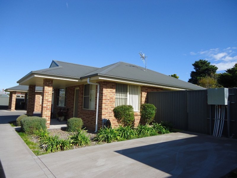 2/30 Addison Street, Goulburn, NSW 2580