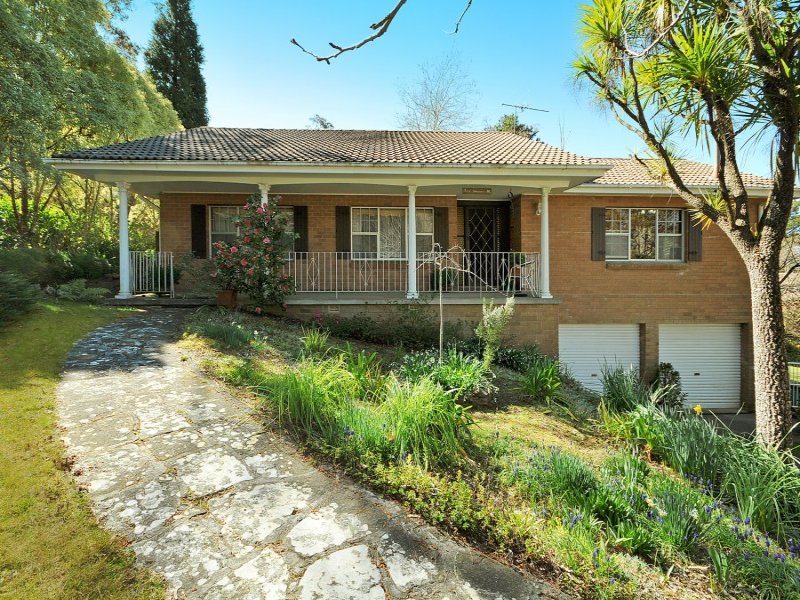 62 Gladstone Road, Leura, NSW 2780 Property Details