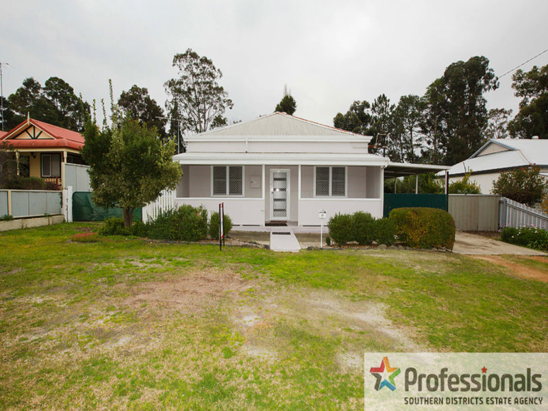 32 Hutton Street, Collie, WA 6225 Property Details