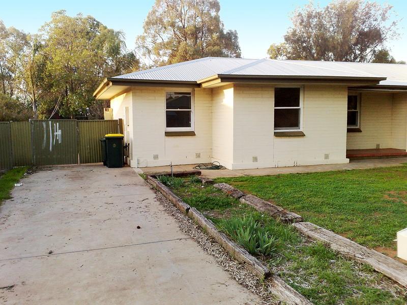 30,32,34,3 Moulds Crescent, Smithfield, SA 5114 Property Details