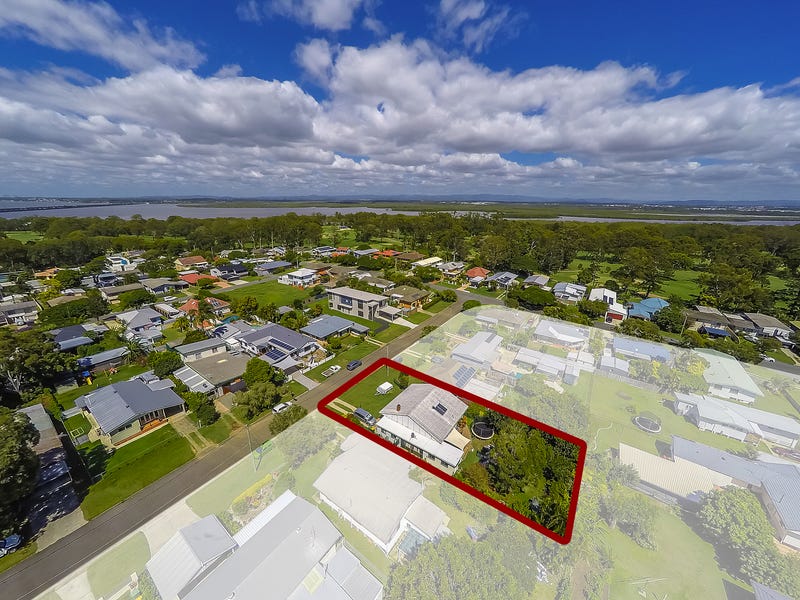 8 Croston Street, Clontarf, Qld 4019