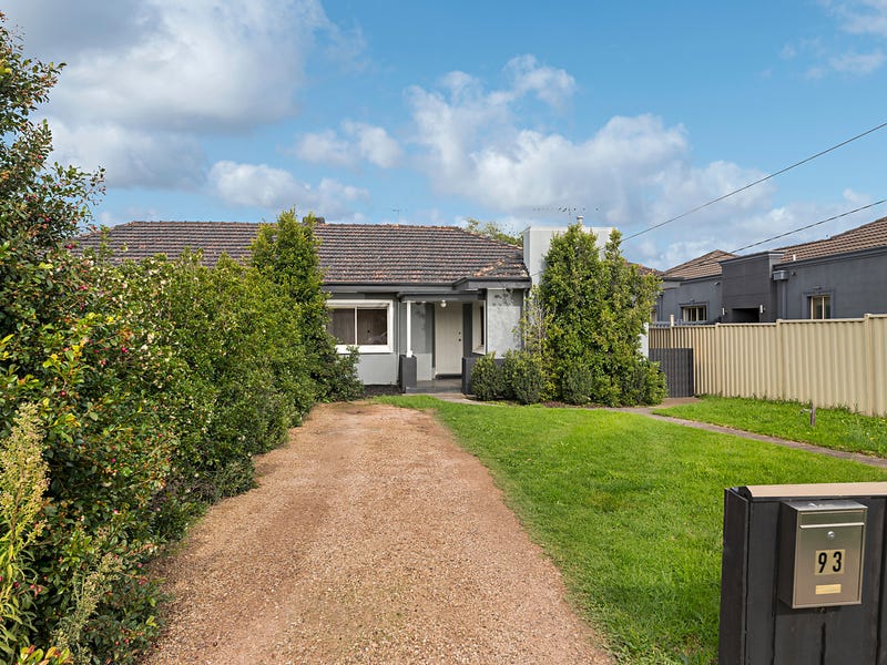 93 Essex Street, Pascoe Vale, Vic 3044 Unit for Sale