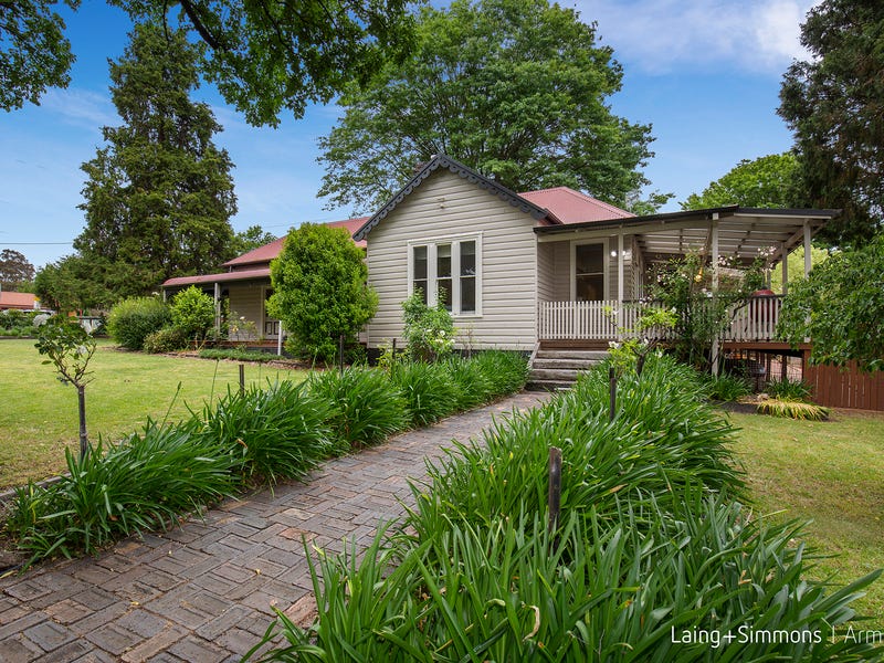 65 Galloway Street, Armidale, NSW 2350 Property Details