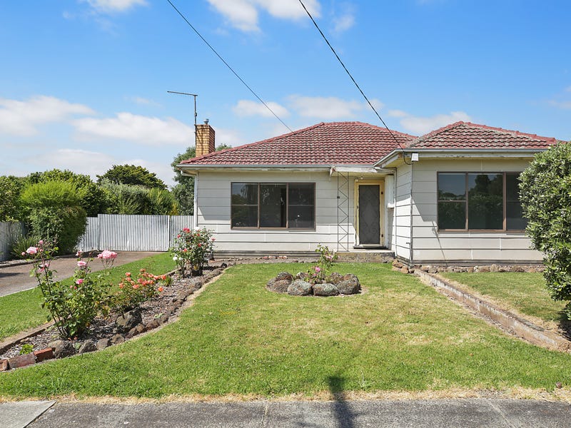 97 Parrott Street, Cobden, Vic 3266 House for Sale