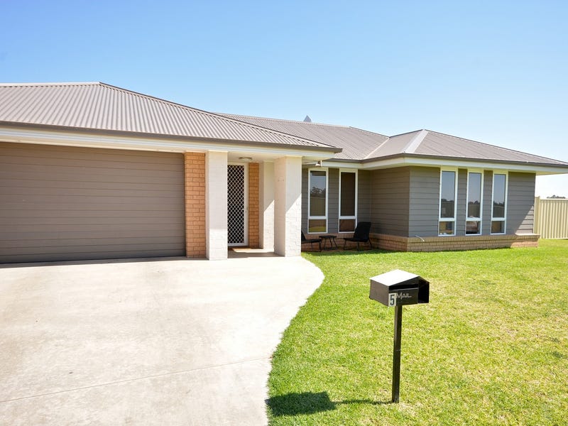 5 Norman Close, Leeton, NSW 2705 Property Details