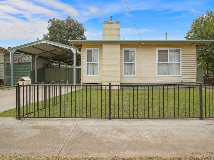 19 Afton Avenue, Benalla, Vic 3672 Property Details