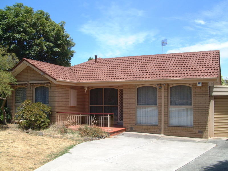 11 Holly Green Drive, Wheelers Hill, VIC 3150 11 Holly Green Drive, Wheelers Hill, VIC 3150