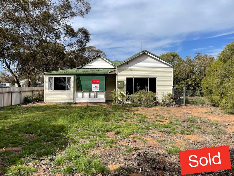 22 Simon Street, Norseman, WA 6443 Property Details