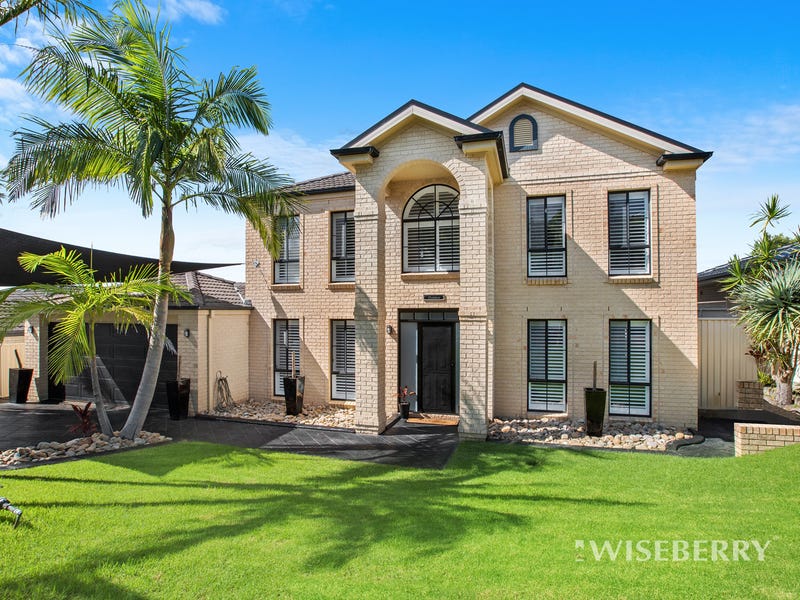 162 Roper Road, Blue Haven, NSW 2262