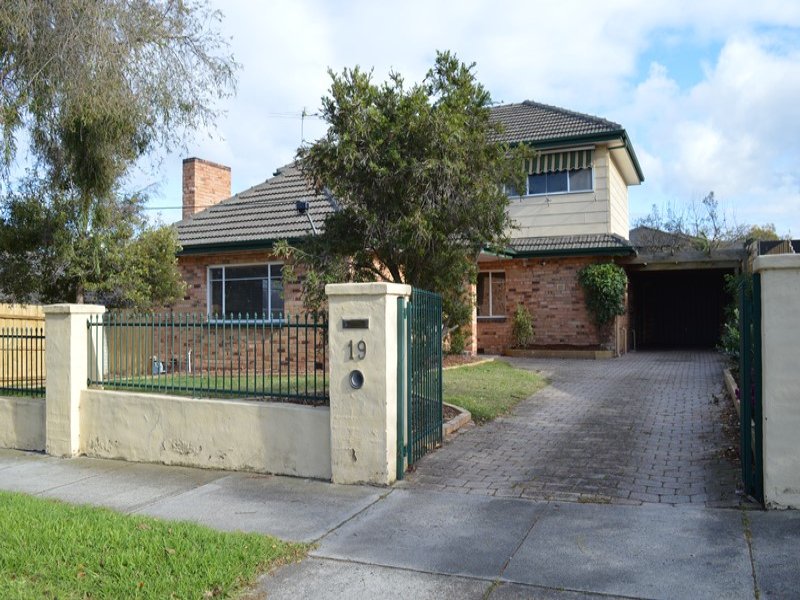 19 Bourke Street, Mentone, VIC 3194