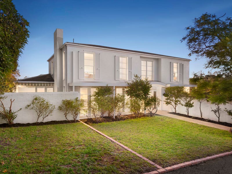 2 Crown Avenue Camberwell Vic 3124 Realestate Com Au