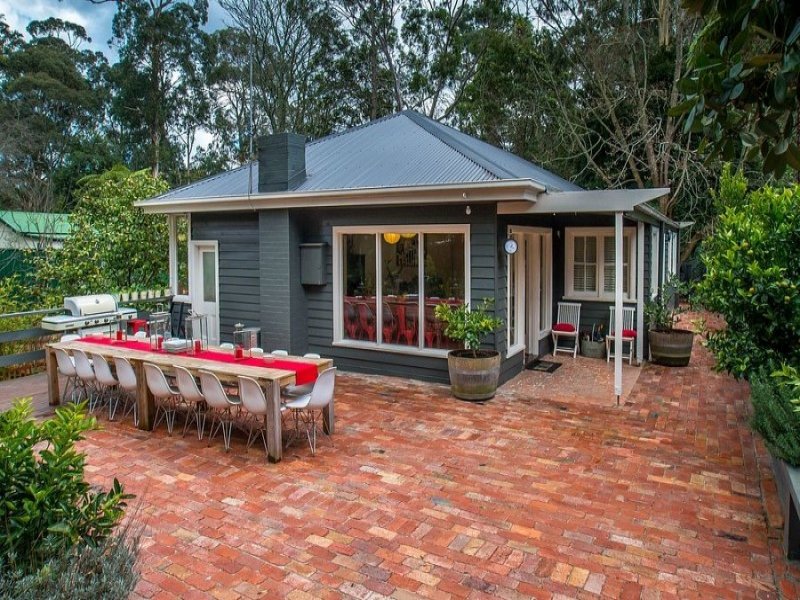 33 Sophia Grove, Vic 3160 Property Details