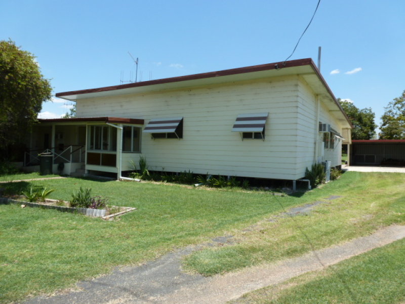 34 Strathdee Street, Mundubbera, QLD 4626