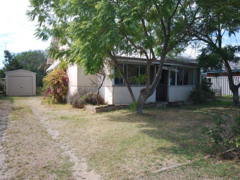 27 Carey Street, Busselton, WA 6280