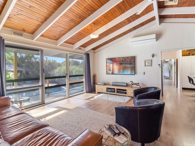 112 Thompson Road, Beerwah, QLD 4519