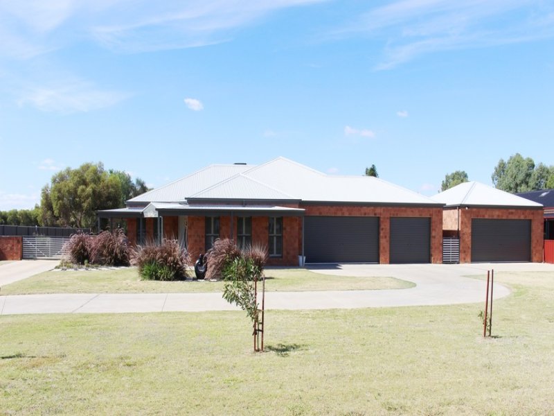 80 Cahills Road,, Yarrawonga, Vic 3730 Property Details