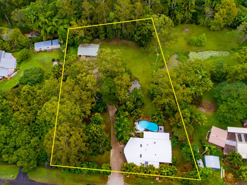 8 Woodlands Court, Mooloolah Valley, QLD 4553