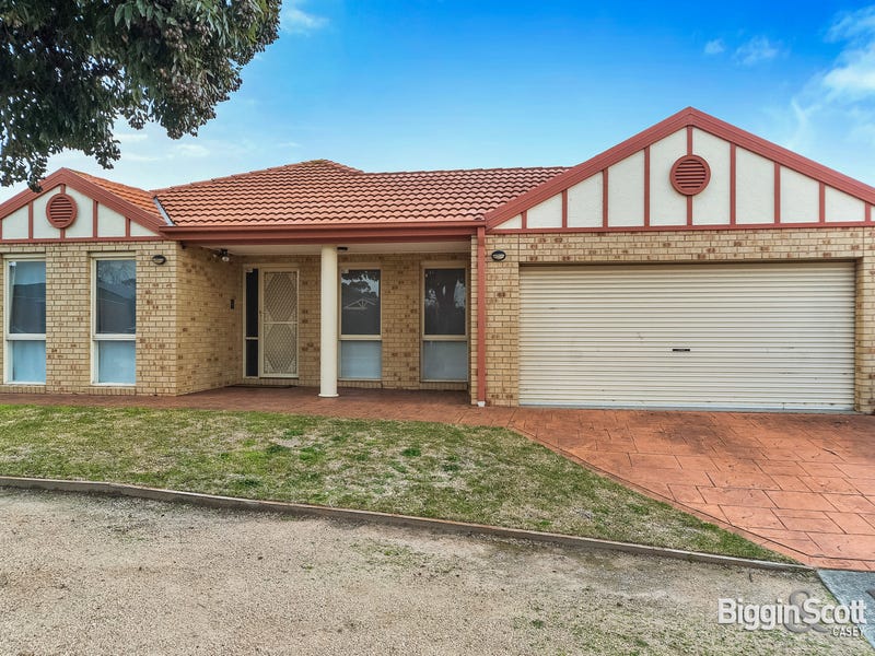 18 Victory Way, Carrum Downs, VIC 3201 - Realestate.com.au