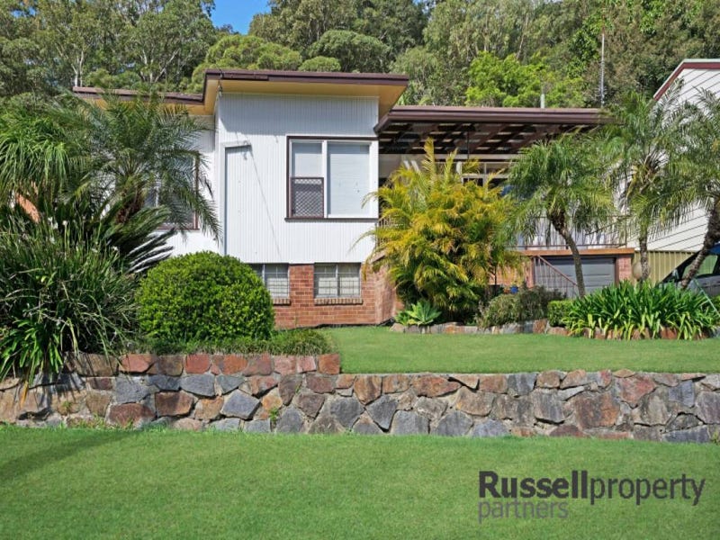13 Coronation Street, Warners Bay, NSW 2282