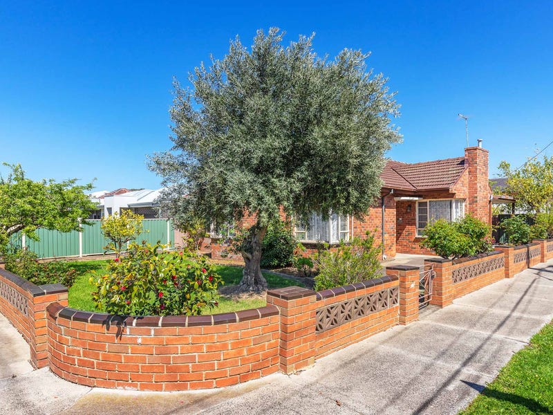 70 Roberts Street, West Footscray, VIC 3012