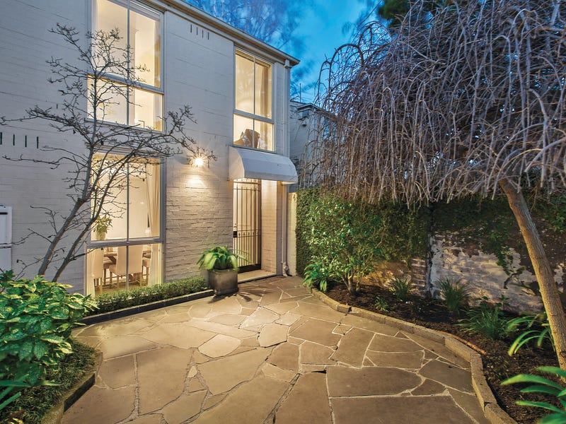 54 Irving Road, Toorak, Vic 3142 Property Details