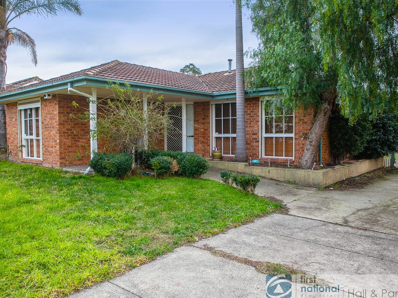 69 Chudleigh Drive, Hallam, VIC 3803