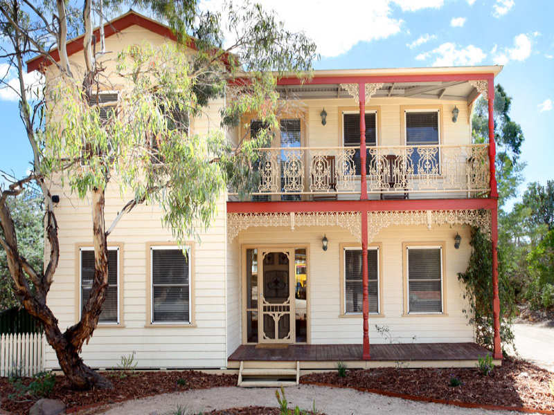 266 Carpenter Street, Bendigo, Vic 3550 Property Details