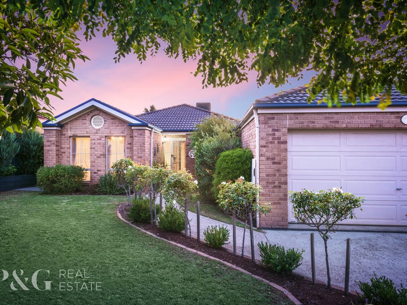 12 Oliver Court, Narre Warren South, Vic 3805 House for Sale