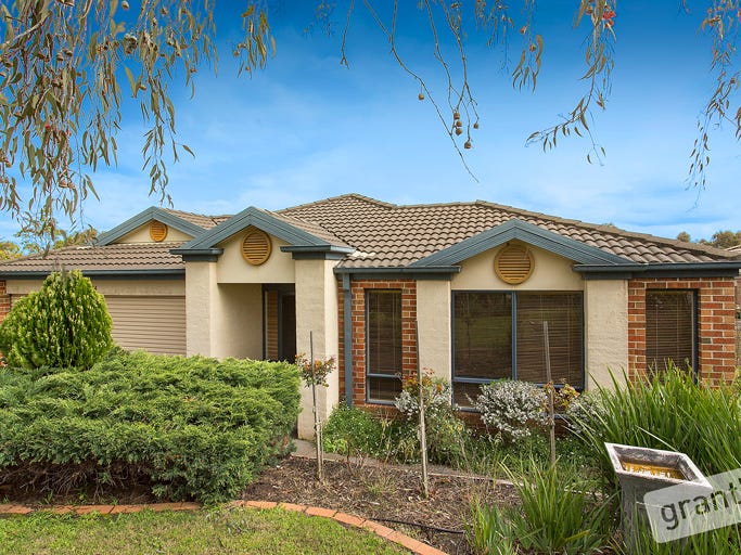 14 St Annes Crescent, Berwick, Vic 3806 Property Details